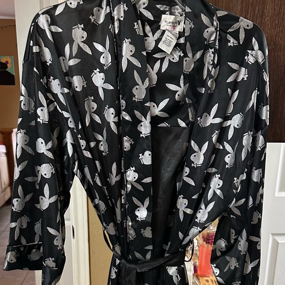 PLAYBOY Black and Silver Bunny Print Robe